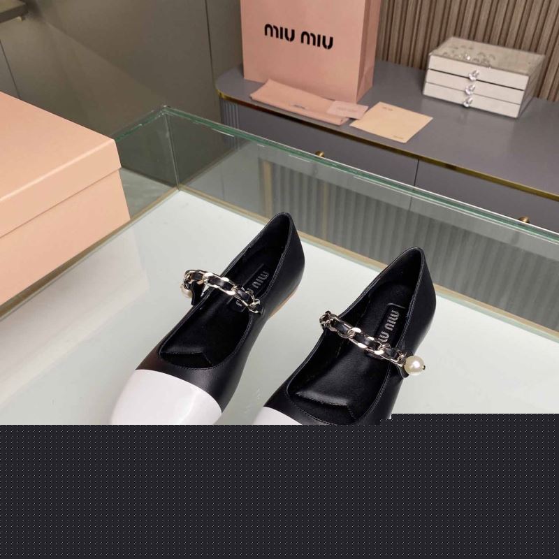 Miu Miu flat shoes